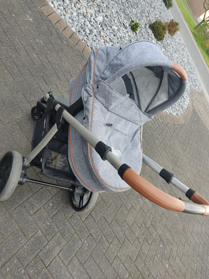 Kinderwagen/ Buggy für Maxi Cosi Babyschalen geeignet in Wadersloh