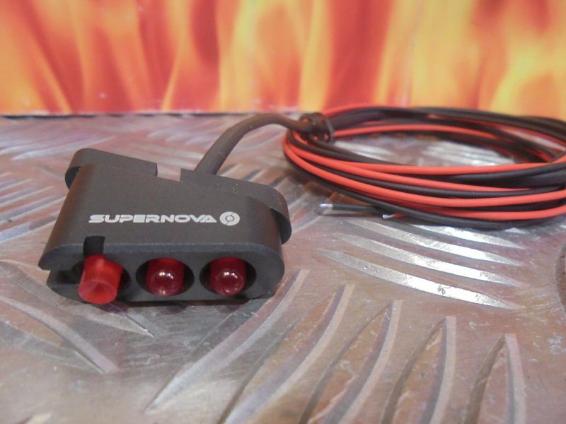 SUPERNOVA Rücklicht E3 M99 Tail Light 2 3x LED 6 Volt Schutzblech in  Niedersachsen - Munster | eBay Kleinanzeigen ist jetzt Kleinanzeigen