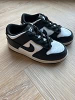 Nike Kinderschuhe Sneaker Gr.27 Brandenburg - Ahrensfelde Vorschau