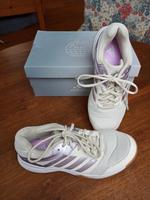 Adidas Hallenschuhe speed court, Größe 6 Rheinland-Pfalz - Marienhausen Vorschau