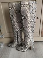 Overknee von Guess Eimsbüttel - Hamburg Schnelsen Vorschau