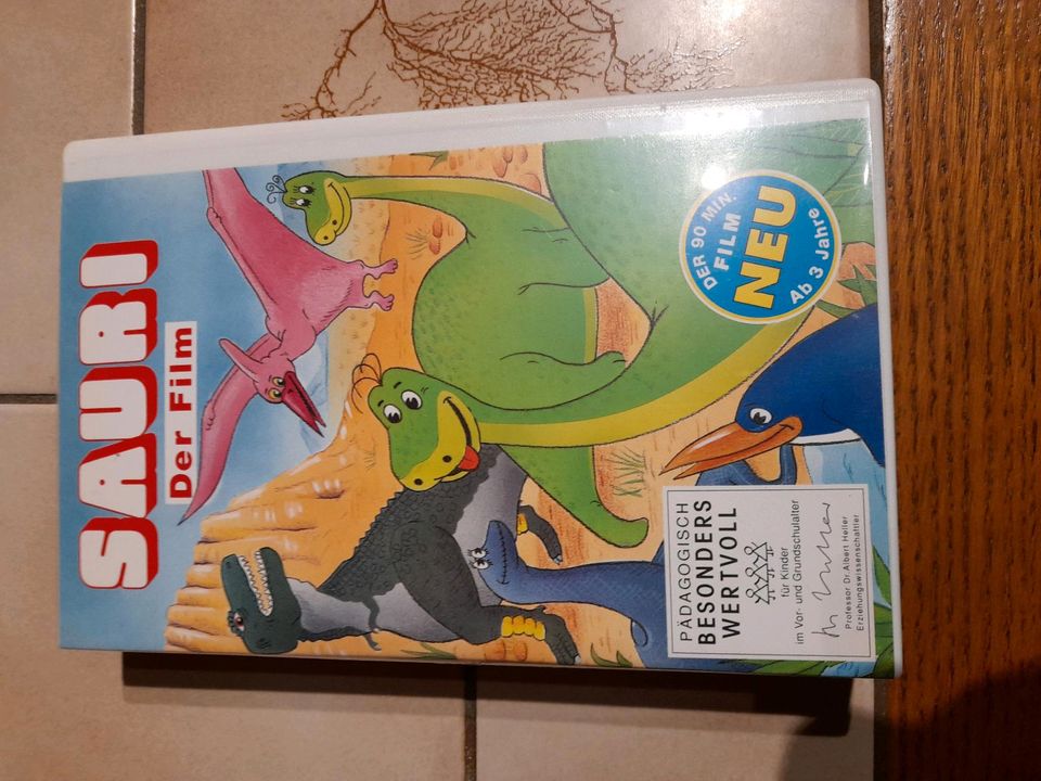 VHS Videokassette SAURI in Emmendingen