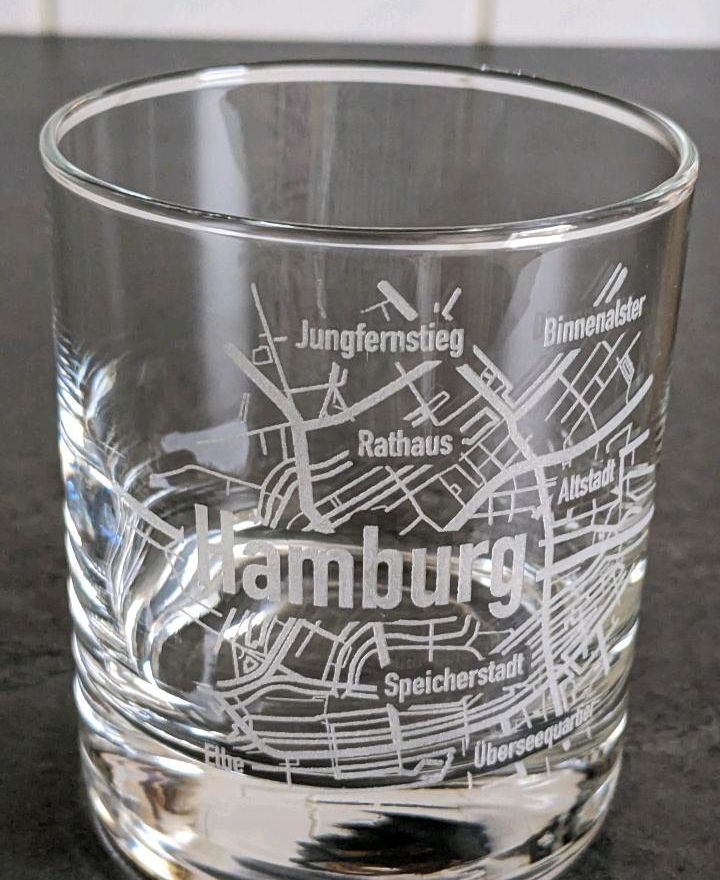 Whiskey Glas mit Gravur Stadtkarte Hamburg (Geschenkidee) in Hannover