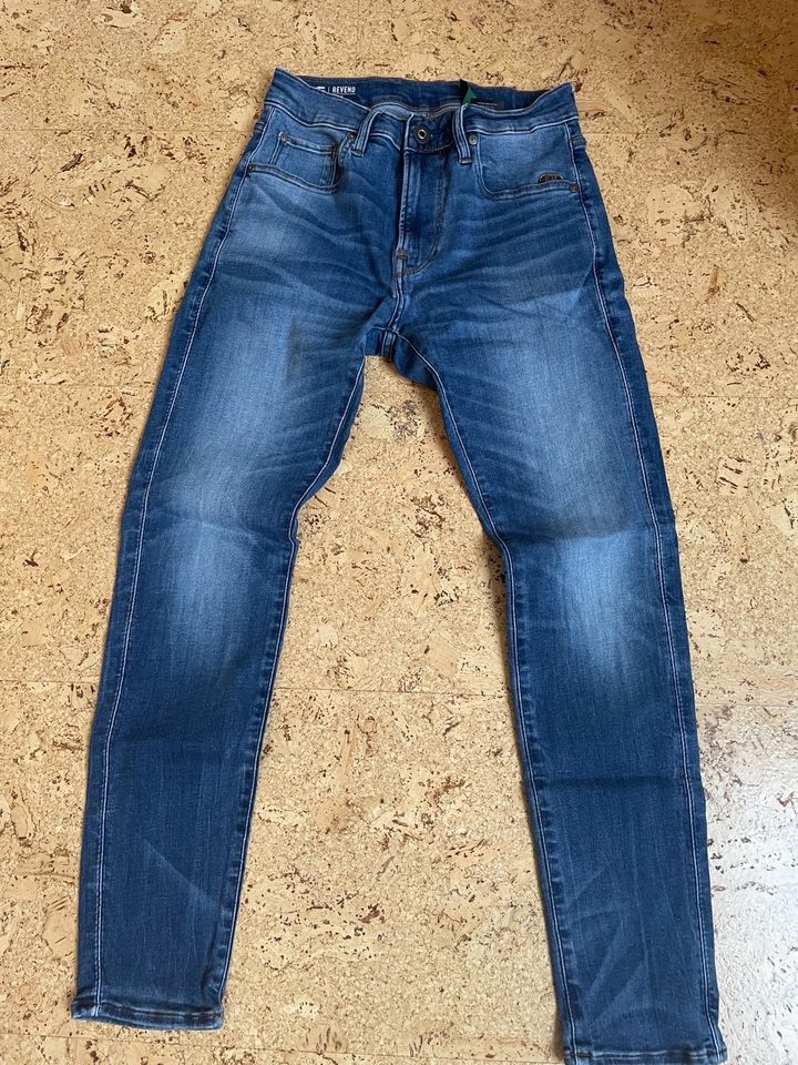 Raw Jeans Revend skinny Gr 28/30 in Leichlingen