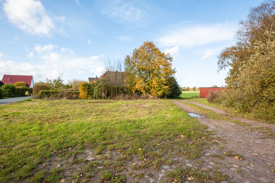 Schönes Grundstück für ein Einfamilienhaus in Feldnähe in 22965 Todendorf in Todendorf