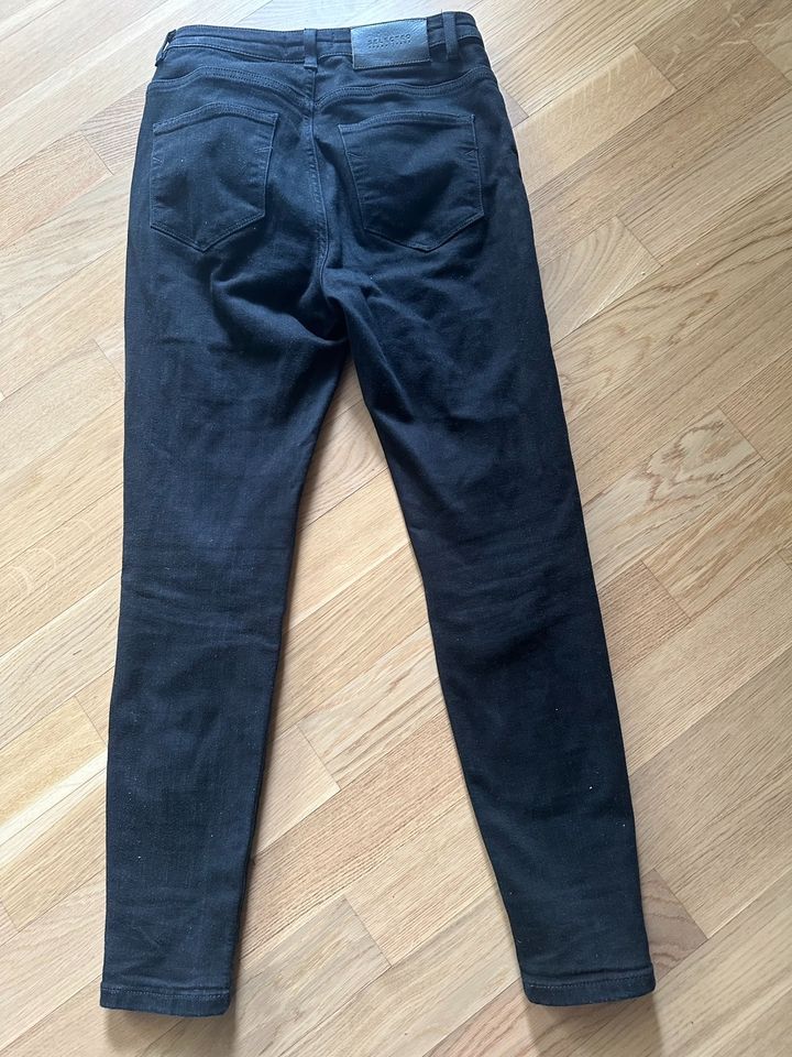 Selected Femme Jeans, Skinny, schwarz, 28 (W) 28 (L) in Frankfurt am Main