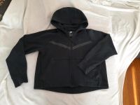 Nike Tech Hoodie/Jacke Gr. S KINDER Nordrhein-Westfalen - Bad Oeynhausen Vorschau