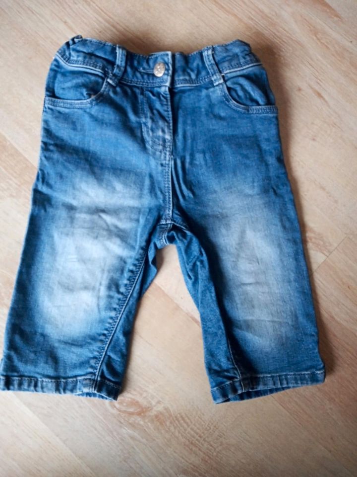 2 kurze Hosen, Jeans in Bockhorn