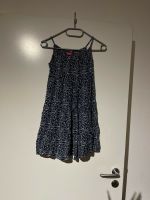 Mädchen Kleid Gr. 122 dunkel blau mit weissen Blumen Essen - Frillendorf Vorschau