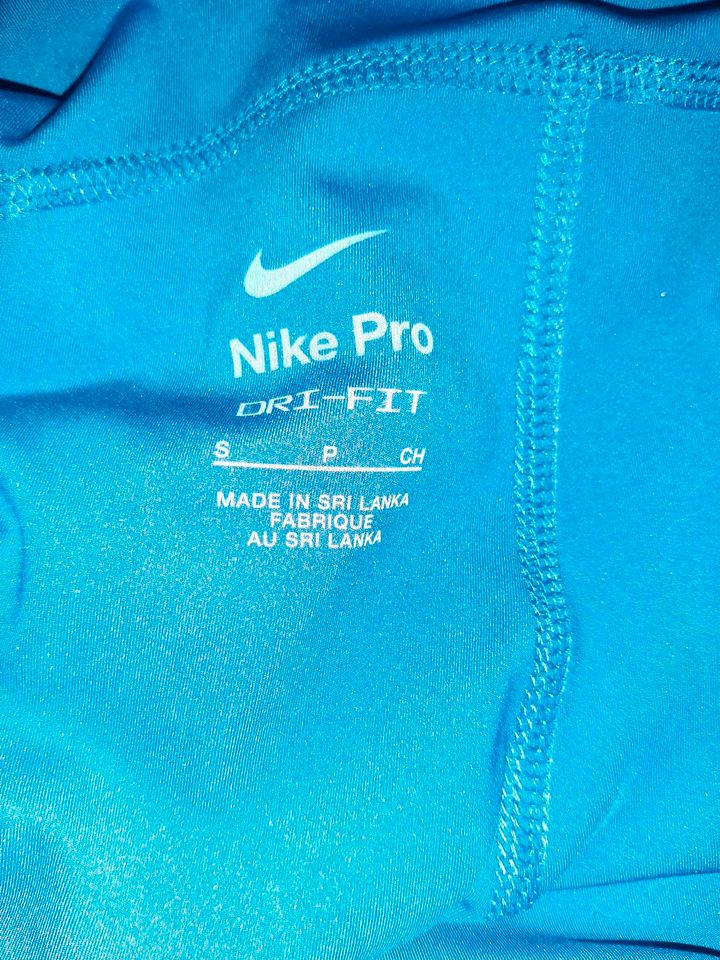 Frauen Shorts von Nike Pro neu original in Wahlstedt