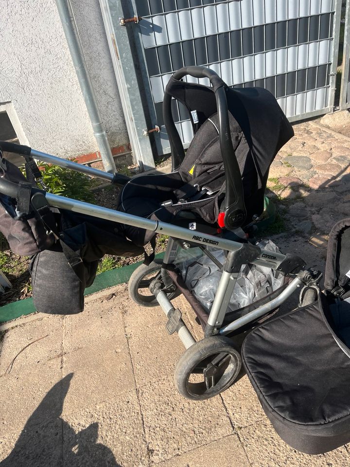 ABC Design Kinderwagen mit Babyschale und viel Zubehör in Teterow