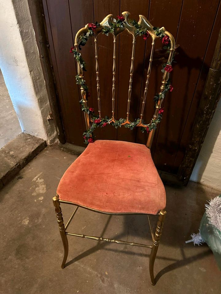 Antiker Stuhl in Garbsen