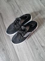 turnschuhe sneakers wie neu Größe 37 schwarz weiß Thüringen - Gotha Vorschau