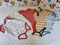 10 x Sommer Babybodies Gr. 74/80 Niedersachsen - Delmenhorst Vorschau