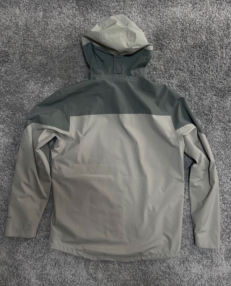 Jack Wolfskin Regenjacke Windbreaker in Troisdorf