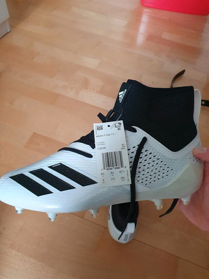 adizero 5-Star 7.0 SK Gr.42 2/3 Football Cleats in Stuttgart