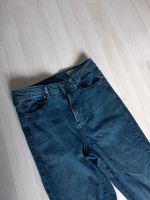 Schöne blaue Damen Jeans in Größe S Hamburg-Nord - Hamburg Winterhude Vorschau