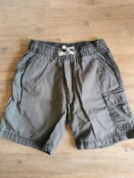 Zara Shorts Gr. 122 grau kurze Cargohose Düsseldorf - Bilk Vorschau