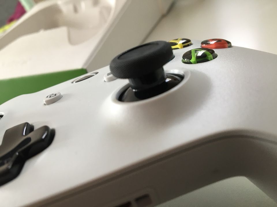 Xbox One S Controller neu in Dresden