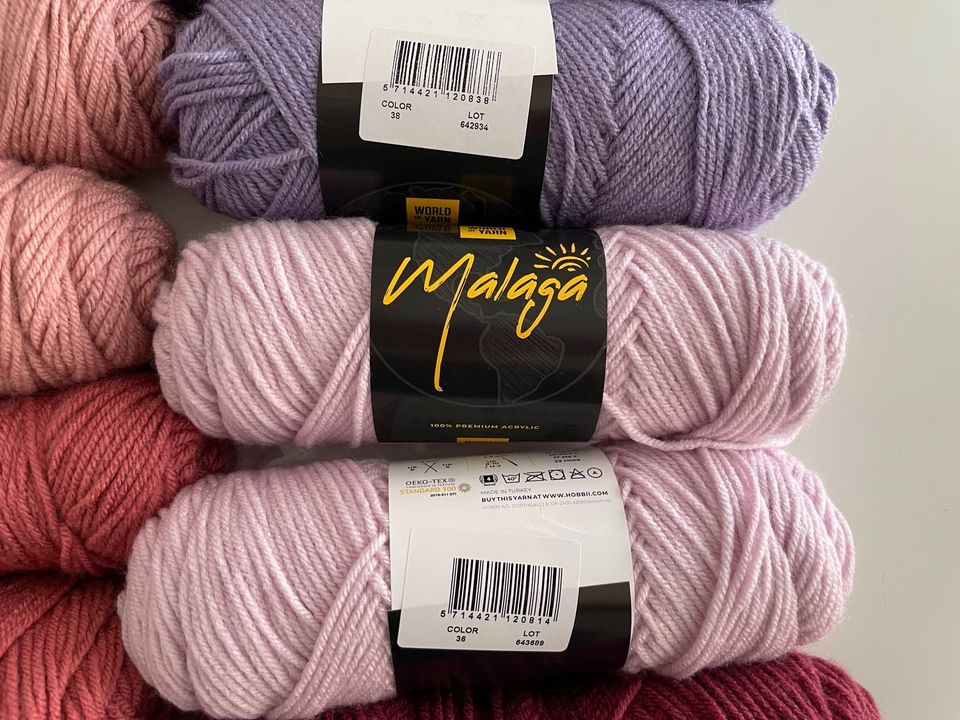 World of Yarn Malaga Wolle von Hobbii in Gerlingen