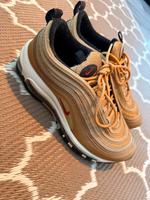 Nike Damen Air Max 97 OG - Metallic Gold/Varsity Red Hessen - Maintal Vorschau