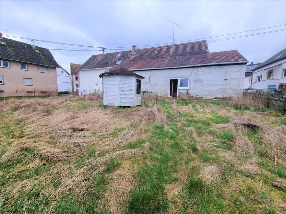 +++Großzügiges Bauernhaus mit ebenem Gartengrundstück, Scheune mit 2 Garagenstellplätzen und Erweiterungsmöglichkeit, sofort verfügbar+++ in Wahnwegen