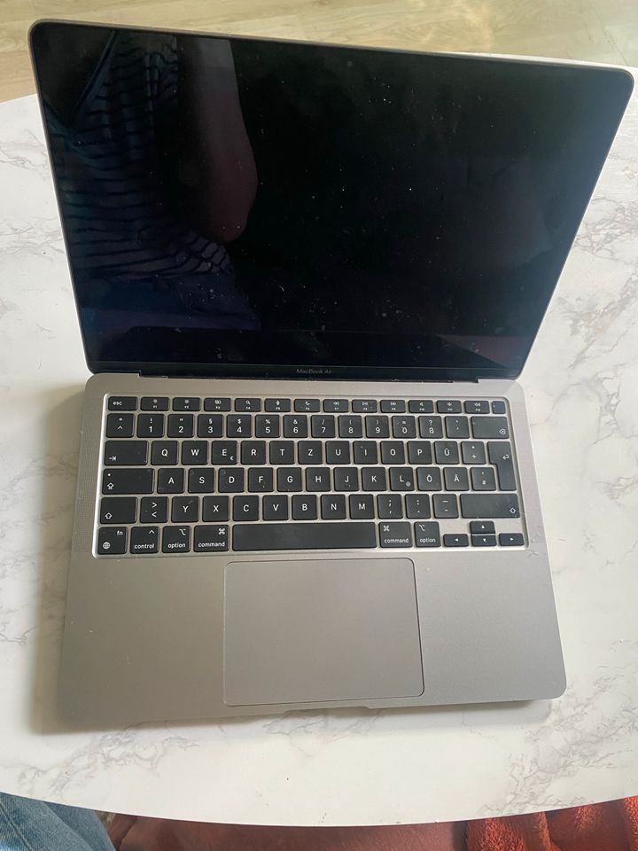 Apple MacBook Air in Dinslaken