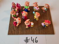 Ü-Ei Figuren Piggies, Eskimos, Yogi Bär, Neandertaler Niedersachsen - Göttingen Vorschau
