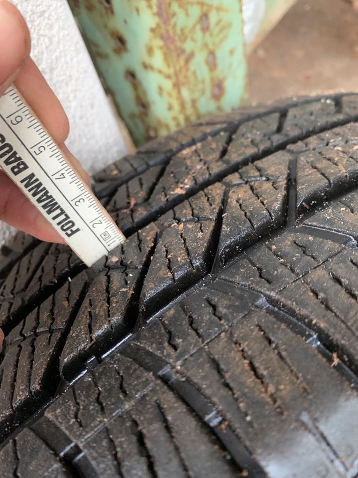 Ganzjahresreifen - GOODYEAR VECTOR 4SEASONS CARGO 215/65R16C VW in Udler