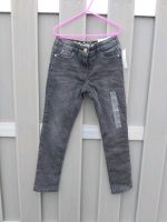 Neue thermohose Jeans Steinchen c&a 128 Nordrhein-Westfalen - Bergisch Gladbach Vorschau