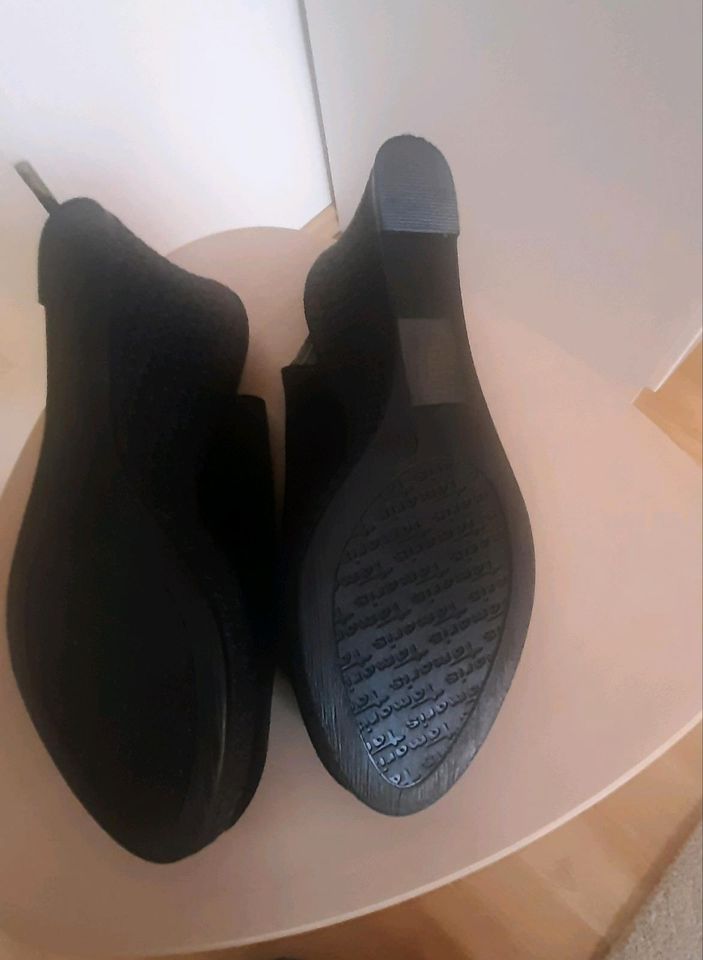 Tamaris Peep-Toe Sandale, schwarz, Gr. 38, NEU in Sankt Augustin