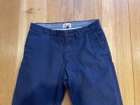 Tommy Hilfiger Chinos Hose Slim fit Gr 28/32 Sachsen - Radebeul Vorschau