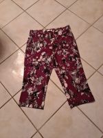 Helena Vera Capri Schlupfhose, Blumendruck "beere" Gr. 42, neu! Hessen - Eppstein Vorschau