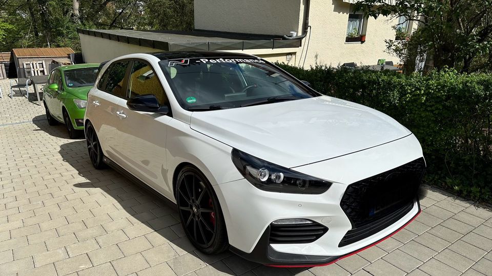 Hyundai I30N Performance mit Komfortpaket in Esslingen