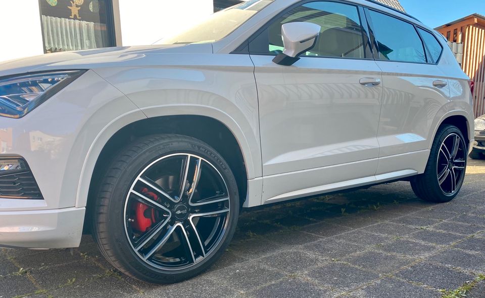 Seat Ateca 2.0TSI FR 4Drive Vollausstattung DSG PANO Standhzg RFK in Böchingen