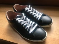 Hugo Boss Sneaker Leder schwarz Größe 39 Friedrichshain-Kreuzberg - Friedrichshain Vorschau