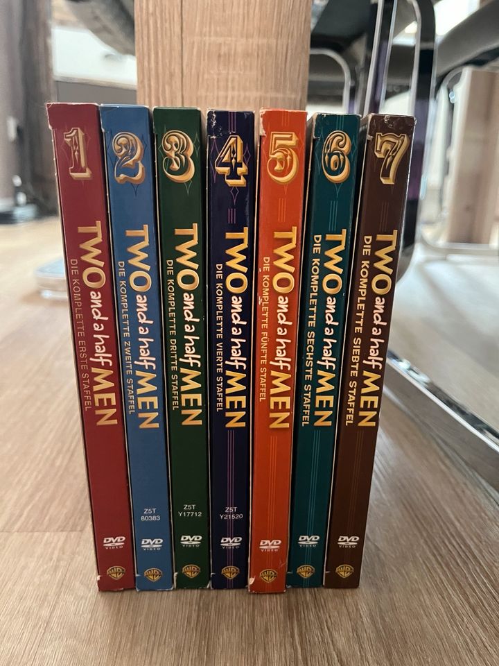 „Two and a half men“ DVD‘s // Staffel 1-7 in Essen-West