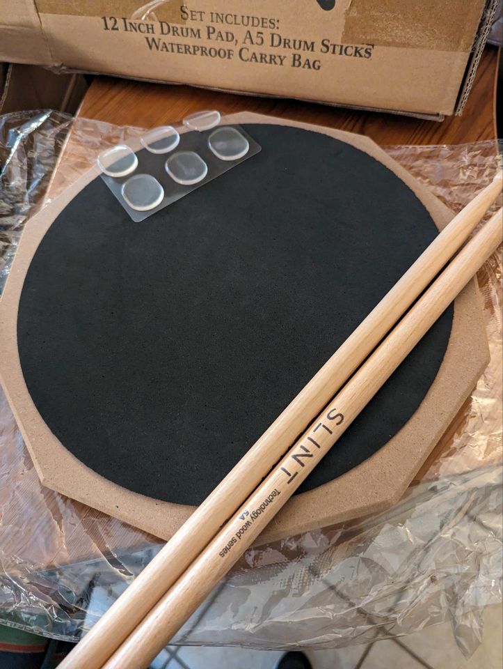 Slint Drumpad mit Sticks und Tasche Neu und original verpackt in Marsberg