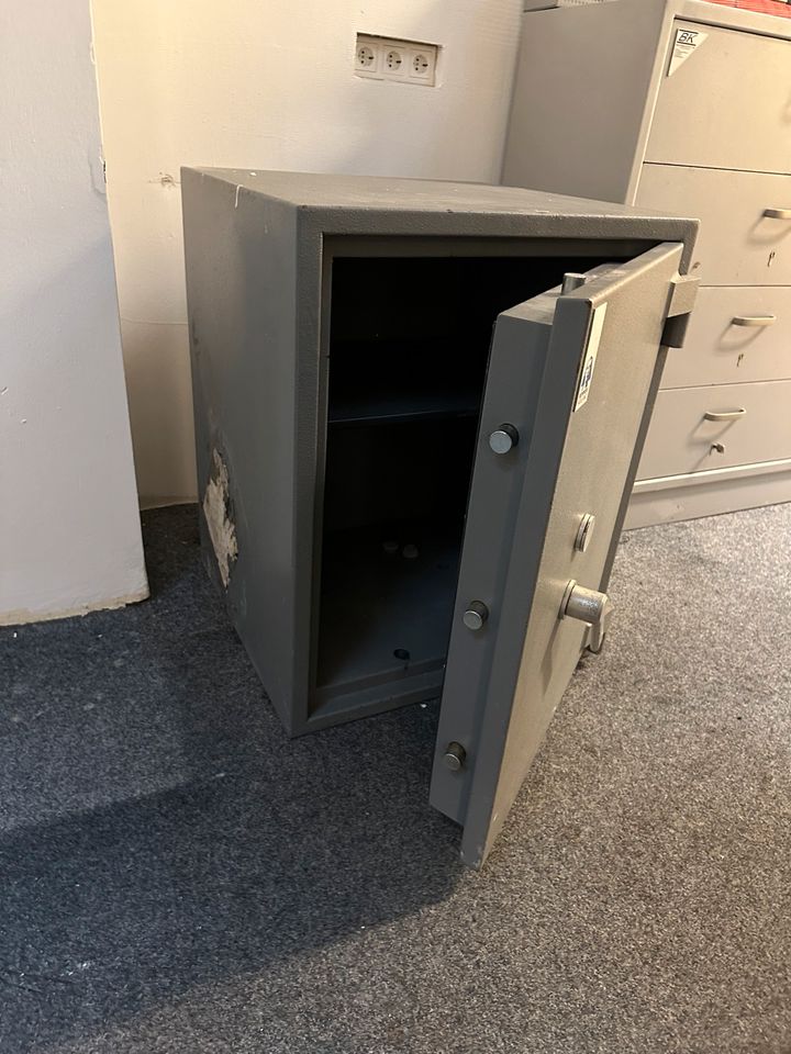 Wertschutzschrank / Safe in Krefeld