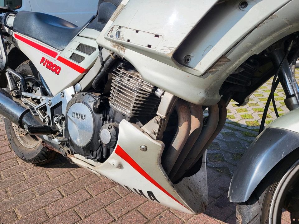 Yamaha FJ1200 - 83800km - Rot/Silber/Weiss in Erzhausen