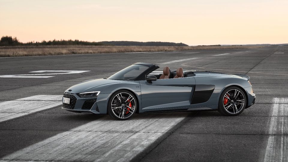 Audi R8 Spyder V10+ quattro mieten in Gröbenzell