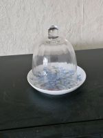 Glashaube mit Porzellan Teller zu verkaufen Niedersachsen - Burgwedel Vorschau