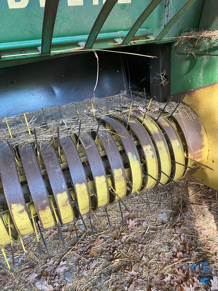 Hochdruck Presse John Deere in Aidlingen