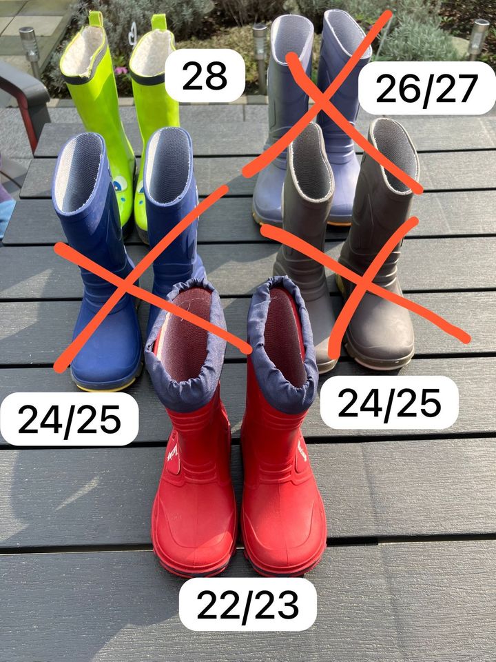 Schuhe Kinderschuhe Jungen 3€ pro Paar. in Schwerte
