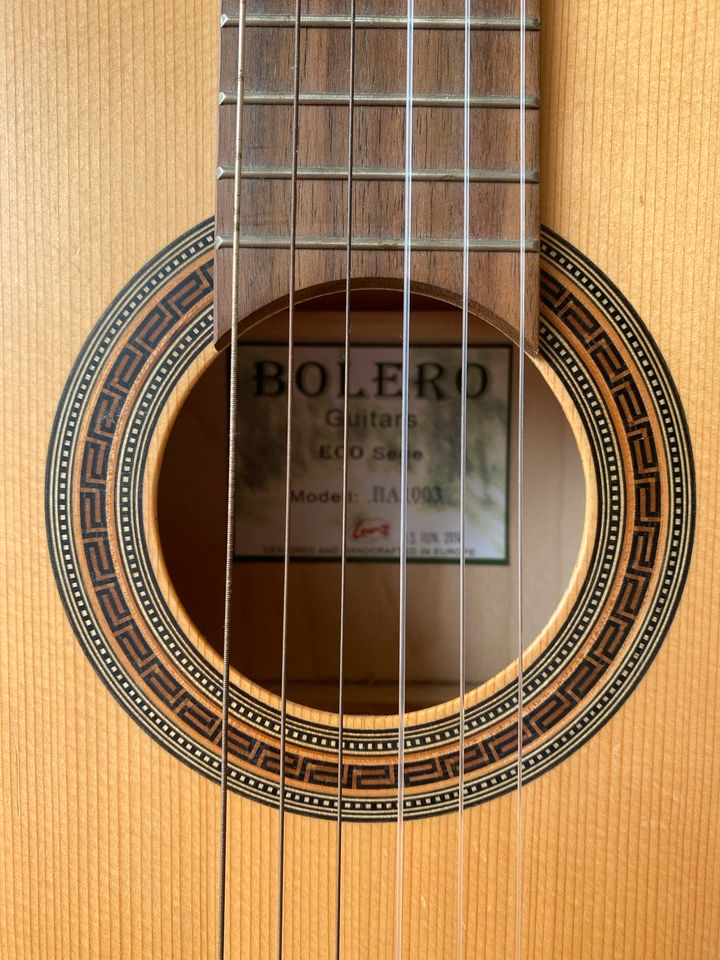 Bolero 7/8 Gitarre Modell BA1003 in Rastatt