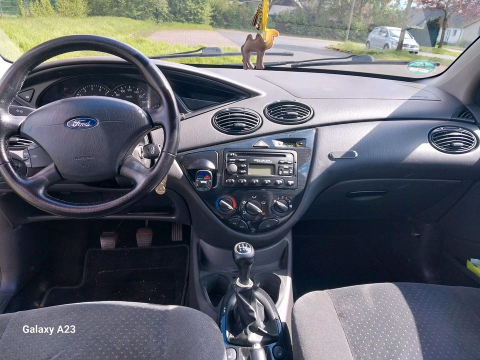 Ford Focus 1,6 Ghia in Hamm
