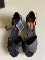 Sandaletten Tommy Hilfiger schwarz Gr. Neuwertig Thüringen - Erfurt Vorschau