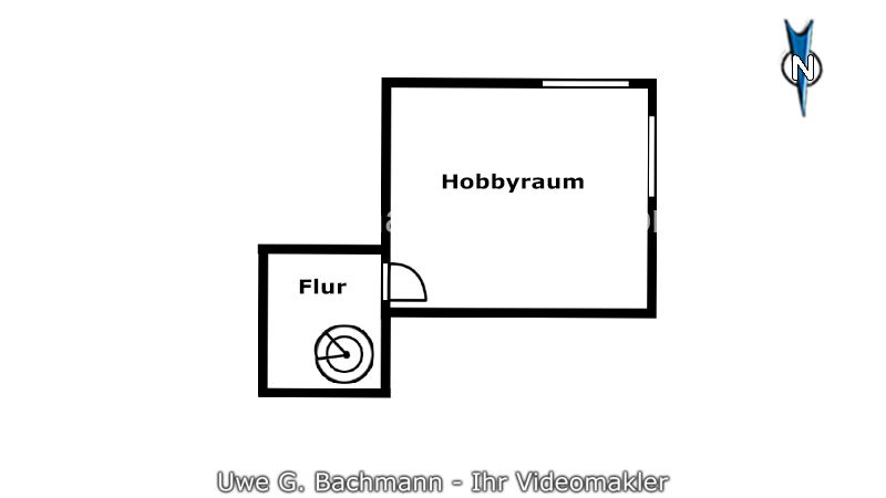 Schöneiche bei Berlin: Eigentumswohnung mit 2 Zi., Balkon, herrlicher Hobbyraum und PKW-Stellplatz in Schöneiche bei Berlin