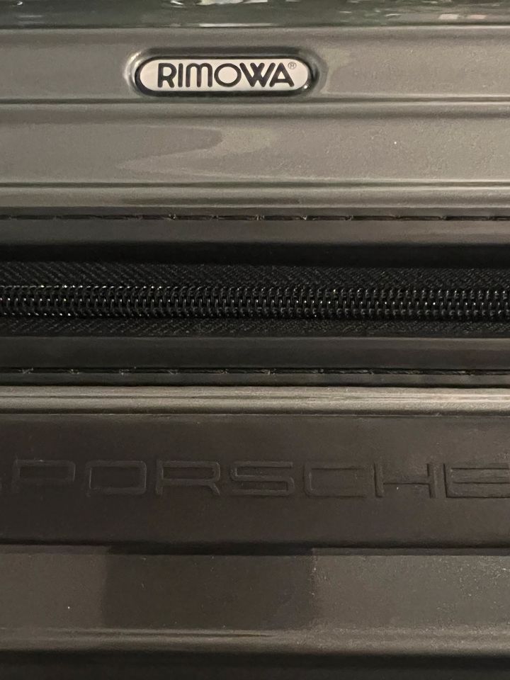 Rimowa Porsche Design Salsa Air Set Cabin + Check in L anthrazit in Troisdorf