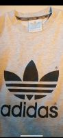 Adidas Sweatshirt Gr. M hellgrau-meliert mit schwarz „adidas“ Nordrhein-Westfalen - Bergisch Gladbach Vorschau